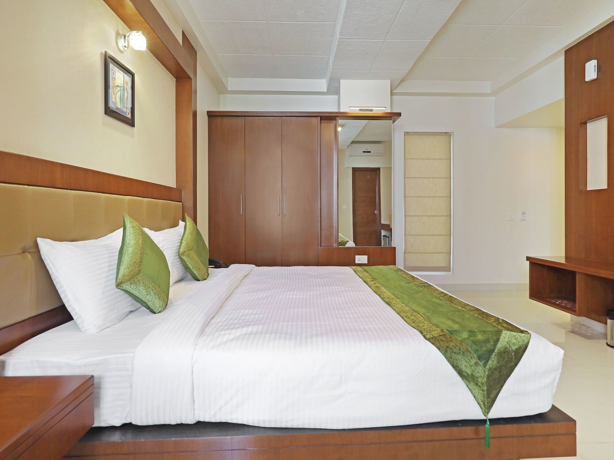 Hotel Treebo Akshaya Bull Temple Bangalore Exterior foto
